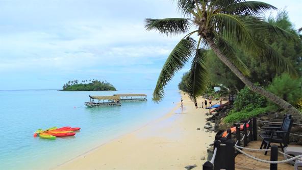 Muri Beach Insel Motu buntes Treiben Rarotonga Cook Inseln