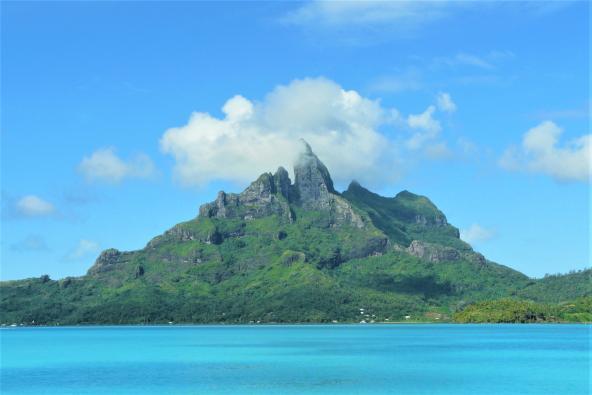Bora Bora Mount Otemanu türkisblaue Lagune Französisch Polynesien entdecken