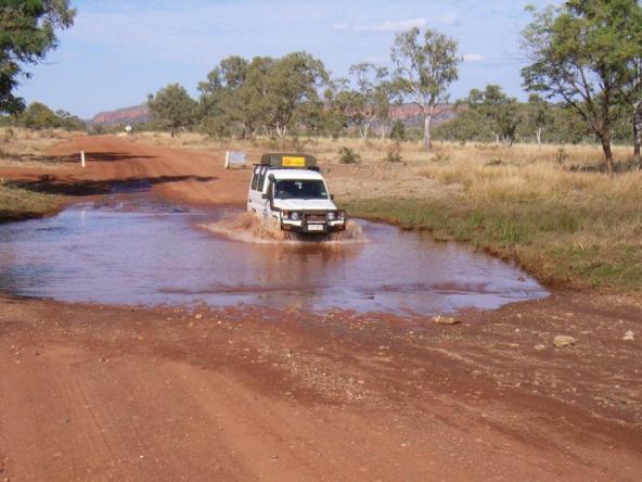 Gibb River Road Flussdurchquerung Allrad Piste Westaustralien Nordwesten
