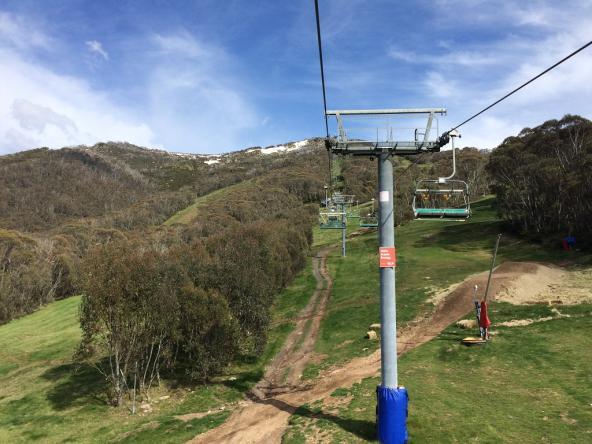 Thredbo Sessellift Snowy Mountains New South Wales Australien entdecken