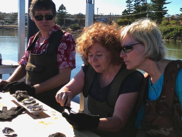 In Coffin Bay genießen wir ein Austernfrühstück