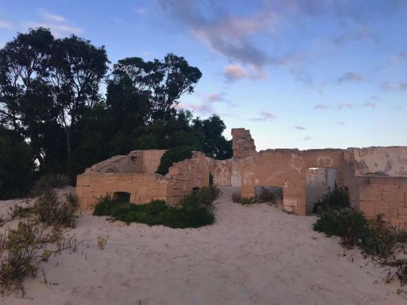 Eucla, Ruinen der ehemaligen Telegrafenstation