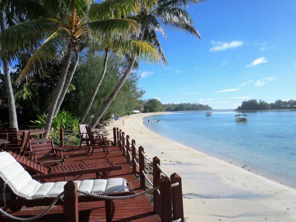 Am Strand von Rarotonga ist Südseefeeling pur angesagt