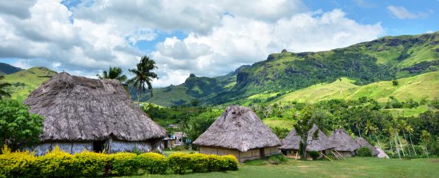 Fiji entdecken Dorf Bure Tradition Südsee