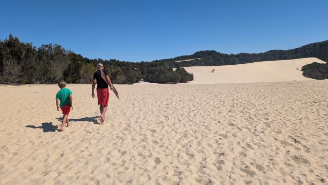 Australien mit Kindern Insel Ausflug Sand Düne Queensland Moreton