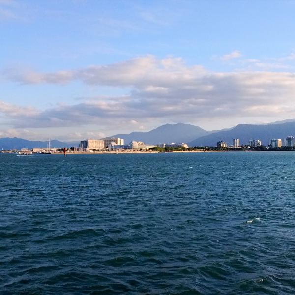 Cairns Queensland vom Wasser aus