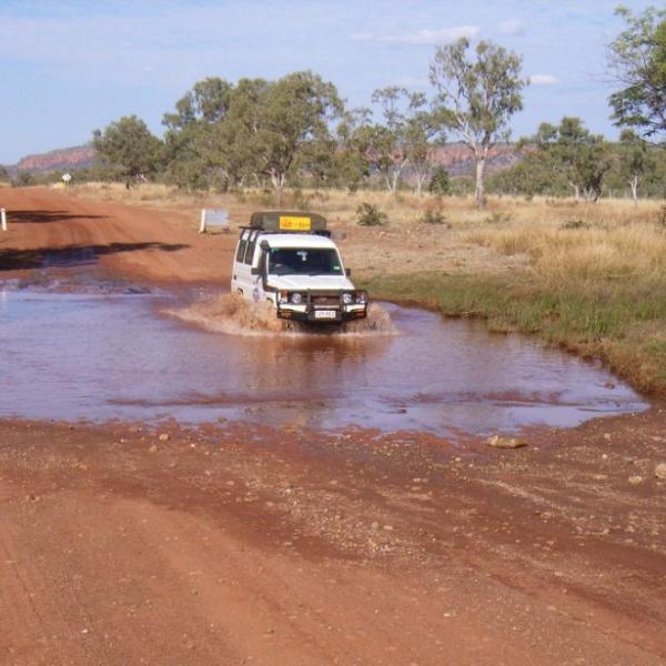 Gibb River Road Wasserdurchfahrt Kimberley Australien entdecken Roadtrips